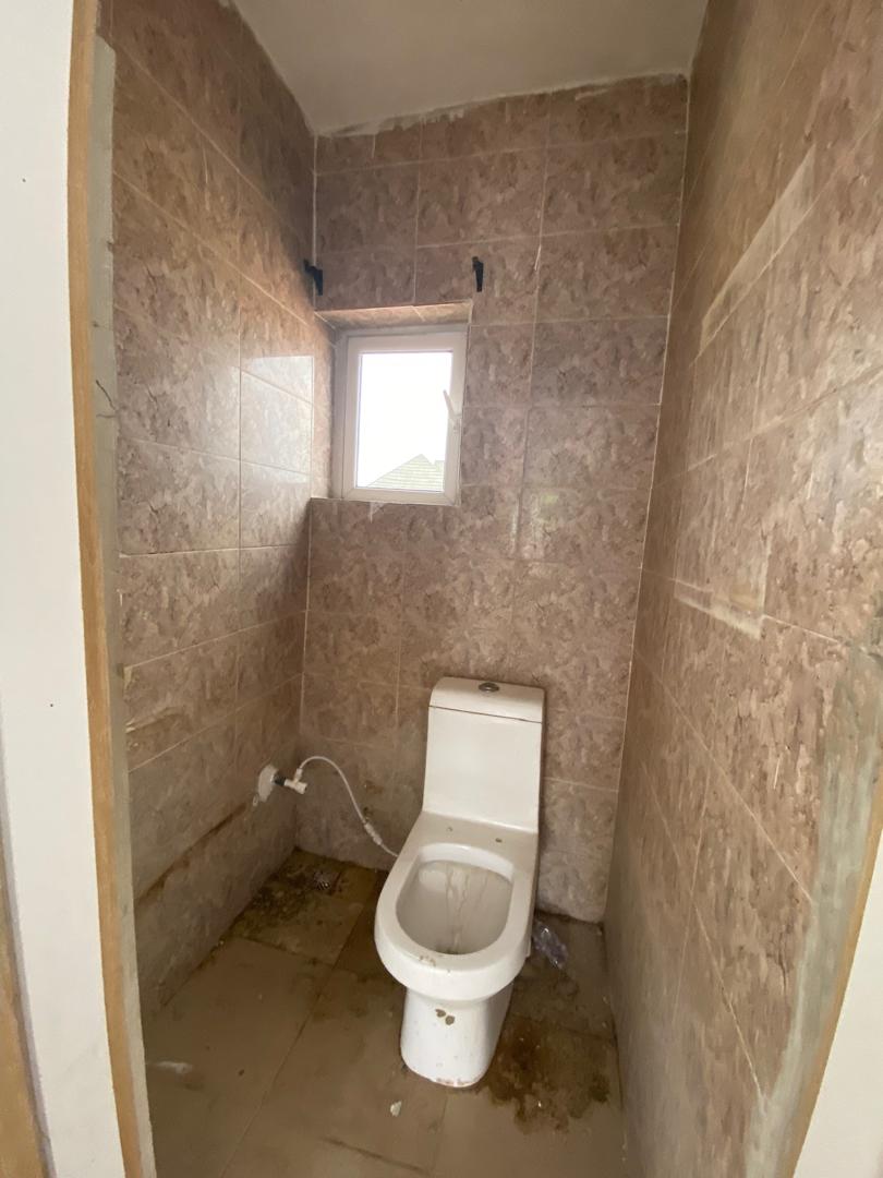 Comfortable Mini Flat for Rent in Osapa London, Lagos