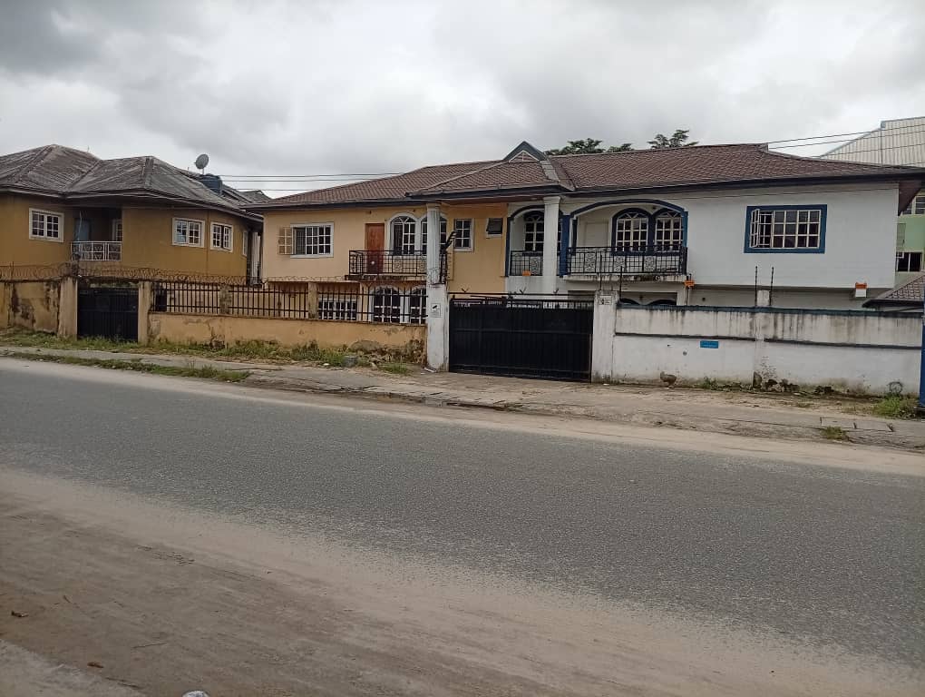 4 Bedroom Semi-Detached Duplex for Sale off Stadium Road
