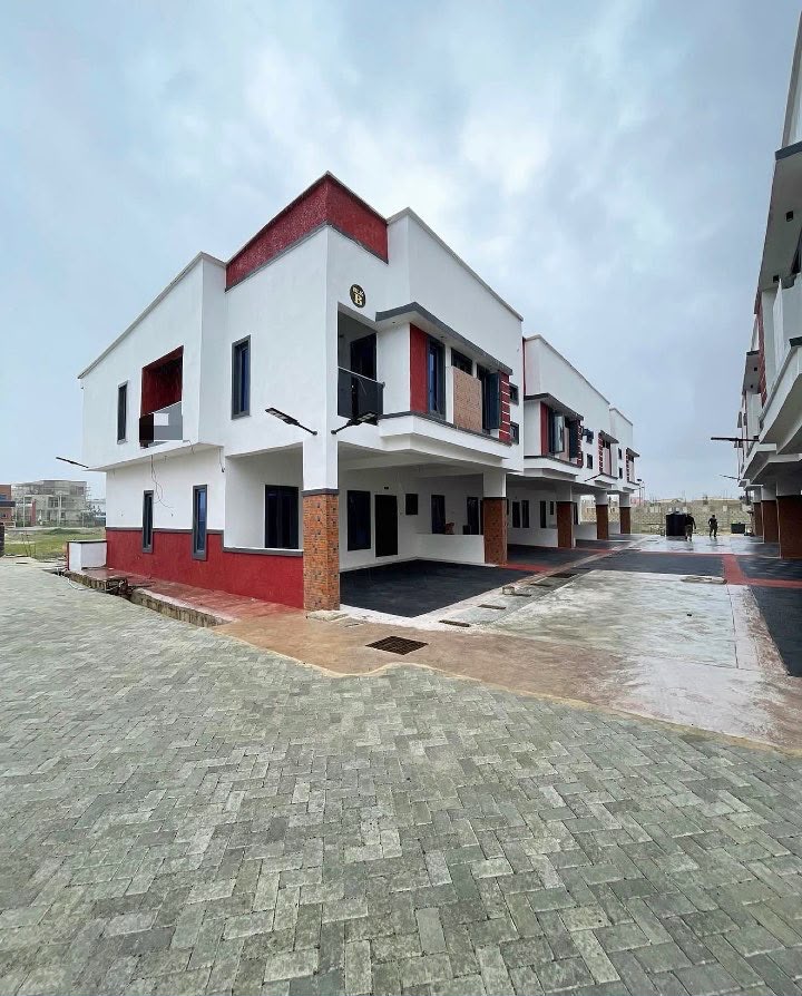 4 Bedroom Terrace Duplex for Sale in Lekki