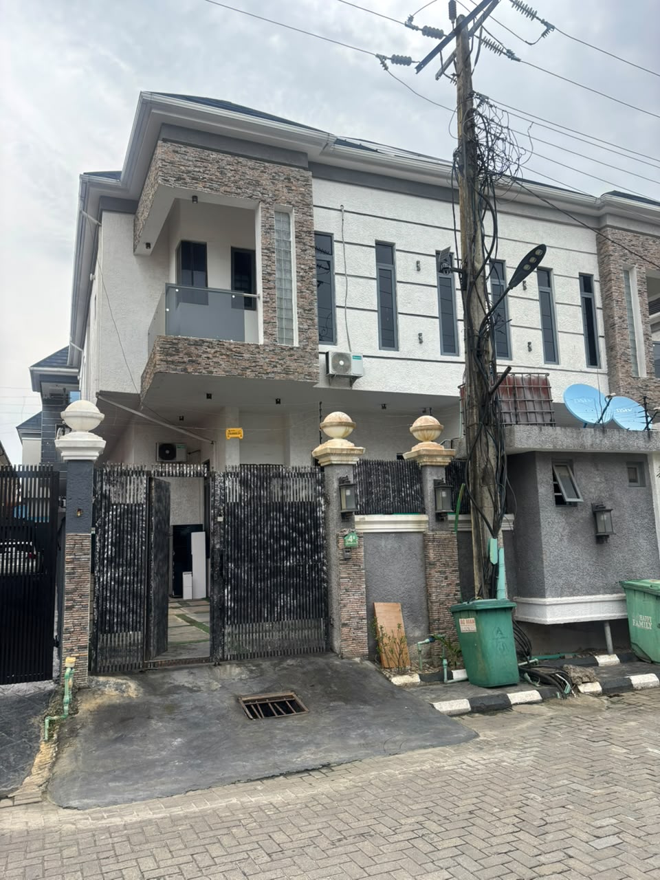 4 Bedroom Duplex for Sale in Chevron, Lagos