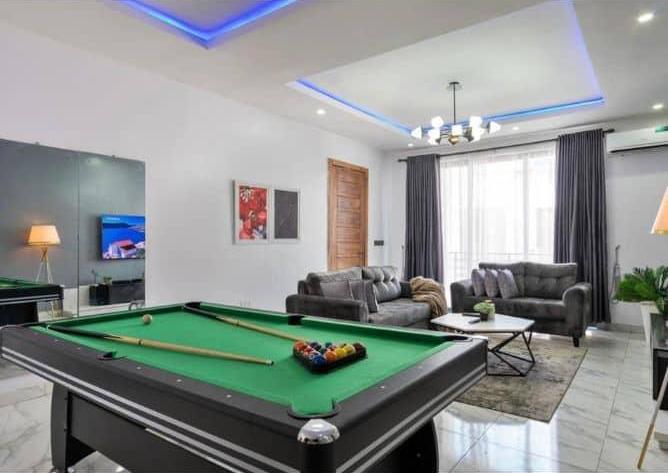 2 Bedroom Shortlet Property in Chevron, Lagos