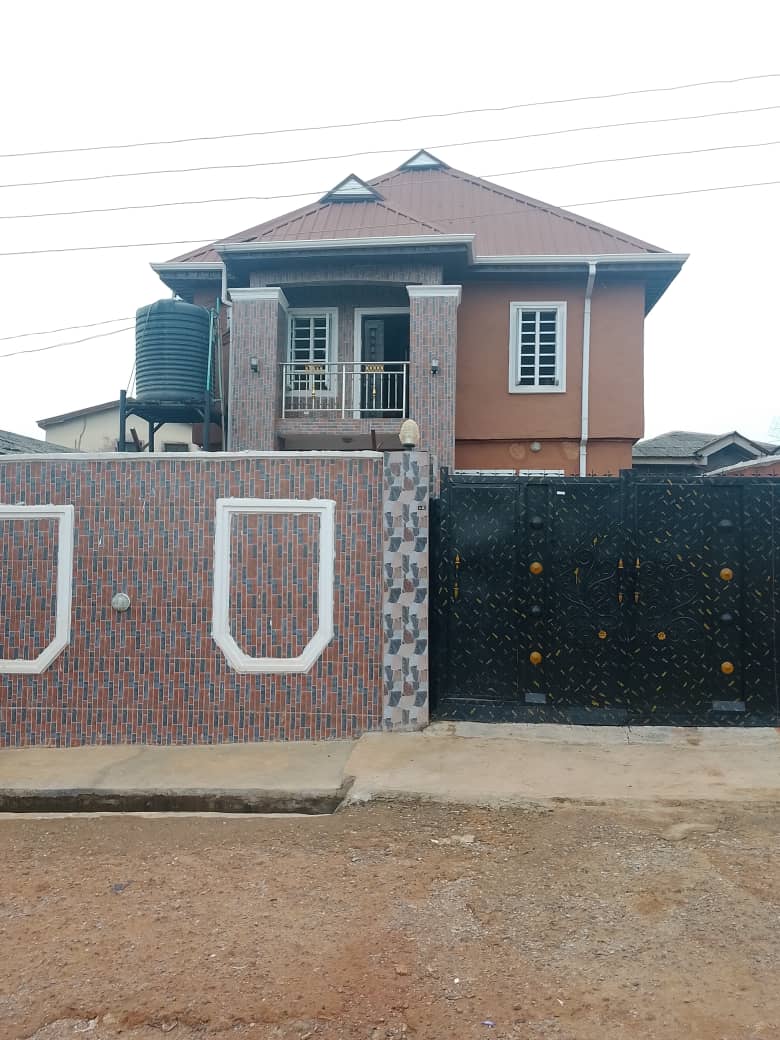 6 Bedroom Flat for Sale in Egan Igando, Lagos