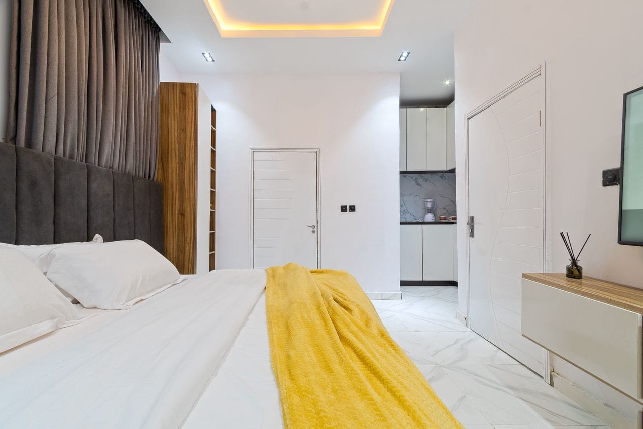 Studio Apartment for Shortlet at Chevron, Lekki, Lagos