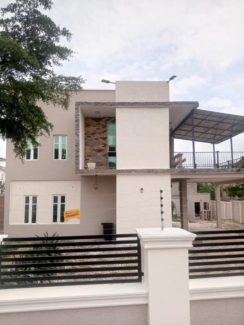 4 Bedroom Duplex for Rent in Alagbaka GRA, Akure