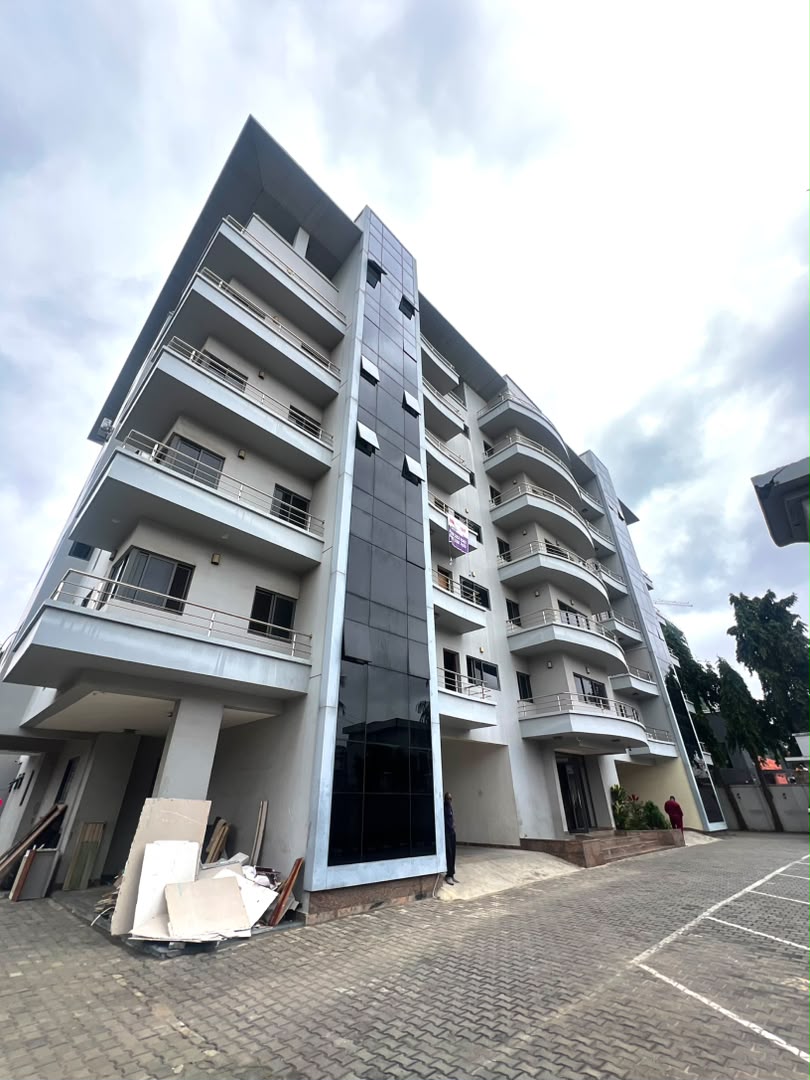 Luxury 3-Bedroom Apartment with Boys' Quarters for Rent in Old Ikoyi, Lagos - 5
