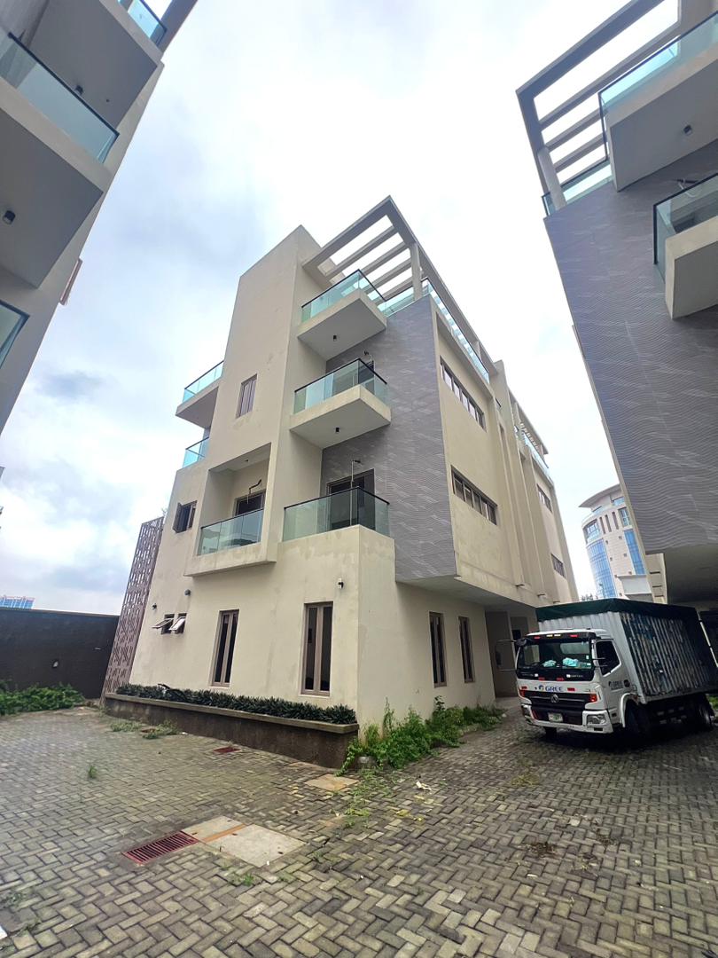 5 Bedroom Duplex for Sale in Banana Island, Lagos - 19