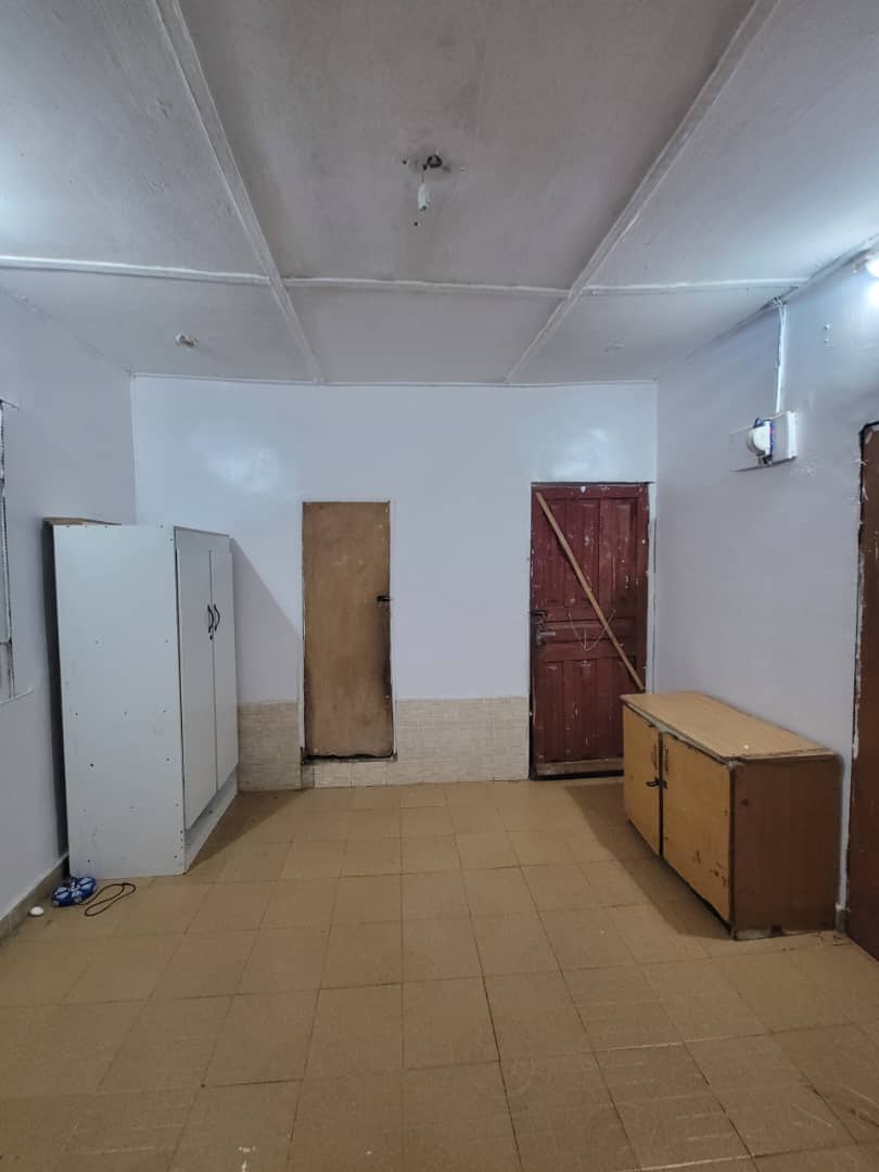 Studio Apartment for Rent in Osapa London - 3