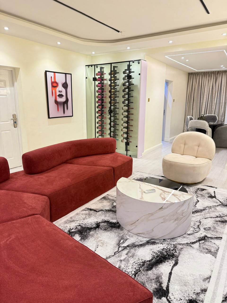 3 Bedroom Luxurious Apartment for Rent in Victoria Island, Lagos