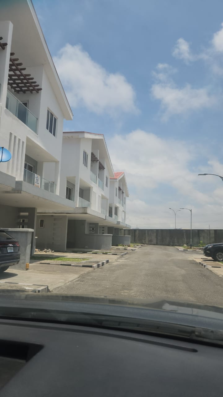 Brand New 5 Bedroom Semi Detached with BQ for Rent in Twin Lake Estate, Lekki