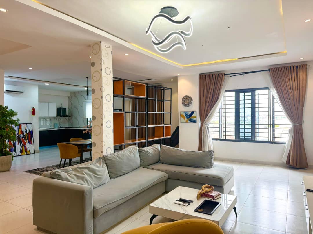 2 Bedroom Shortlet in Lekki Phase 1, Lagos
