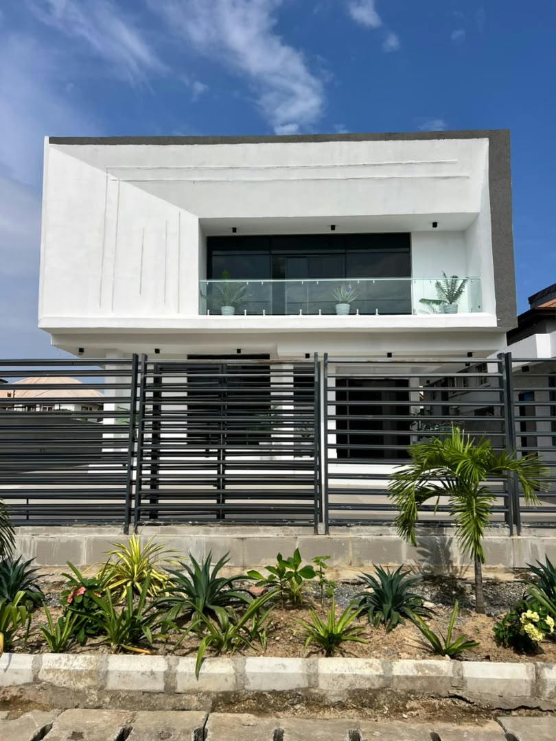 Magnificent 6 Bedroom Duplex for Sale in VGC Estate, Lagos