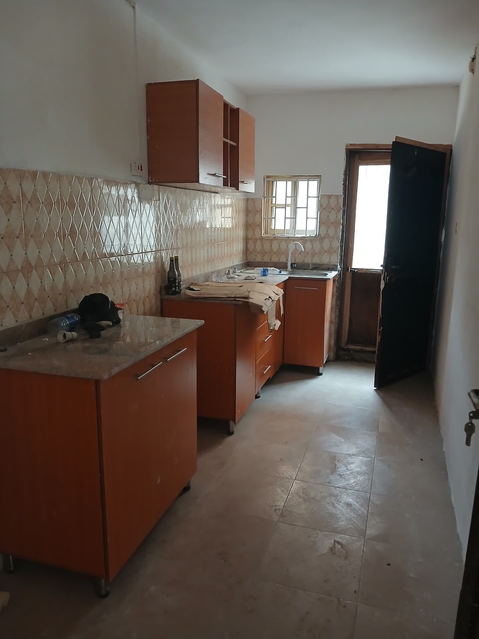 Spacious 3 Bedroom Flat for Rent in Olowora