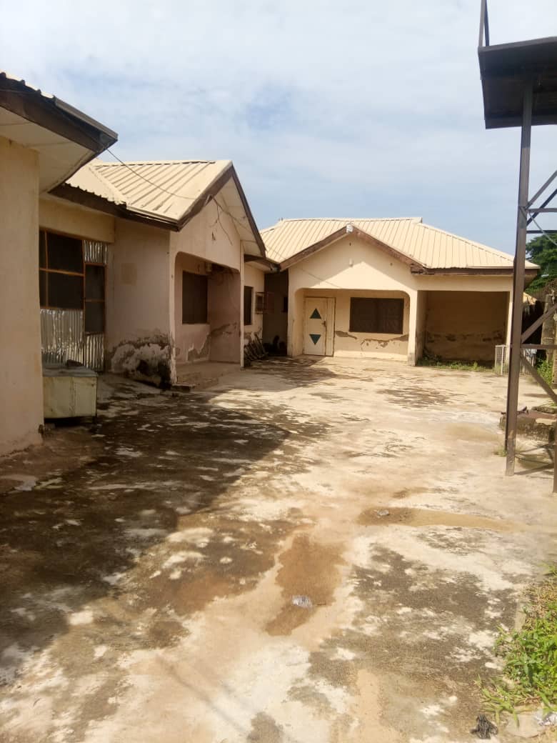 Two 2-Unit 2-Bedroom Flats and Three Shops for Sale in Minna, Niger State - 2