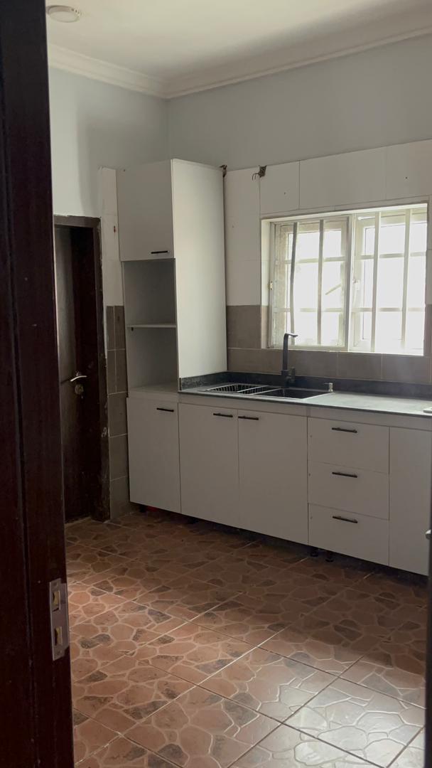 4 Bedroom Semi Detached Duplex for Rent in Abijo GRA, Delta - 2