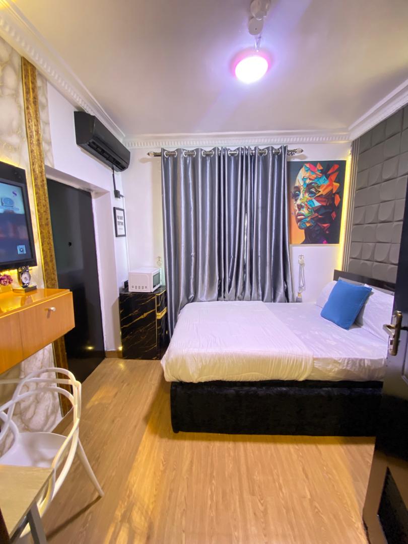 Studio Apartment for Shortlet at Ikate, Lekki, Lagos