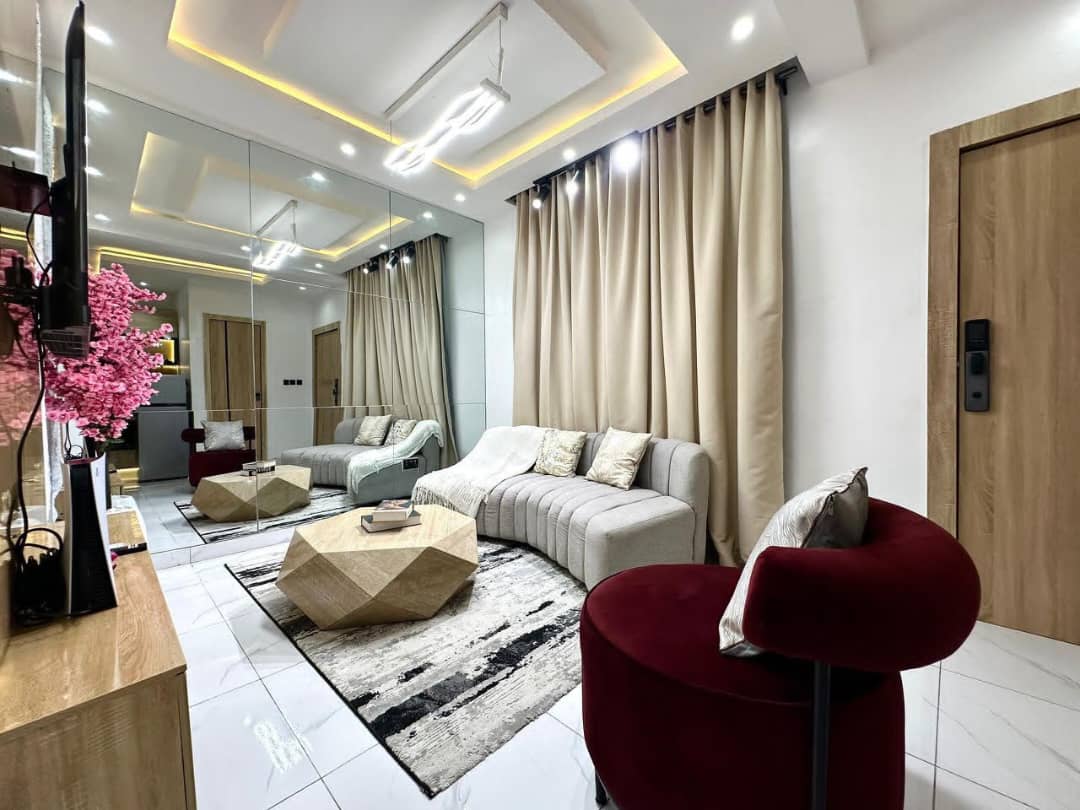 Brand New 1 Bedroom for Shortlet in Ologolo, Lagos