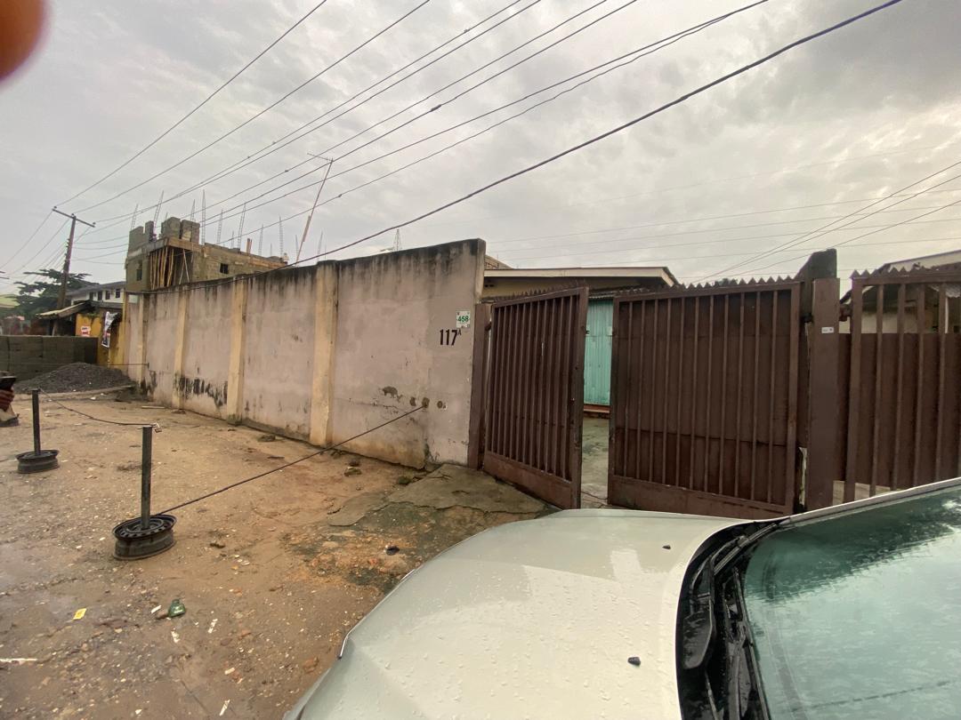 Bungalow on 770 sqm Land for Sale in Ikeja, Lagos