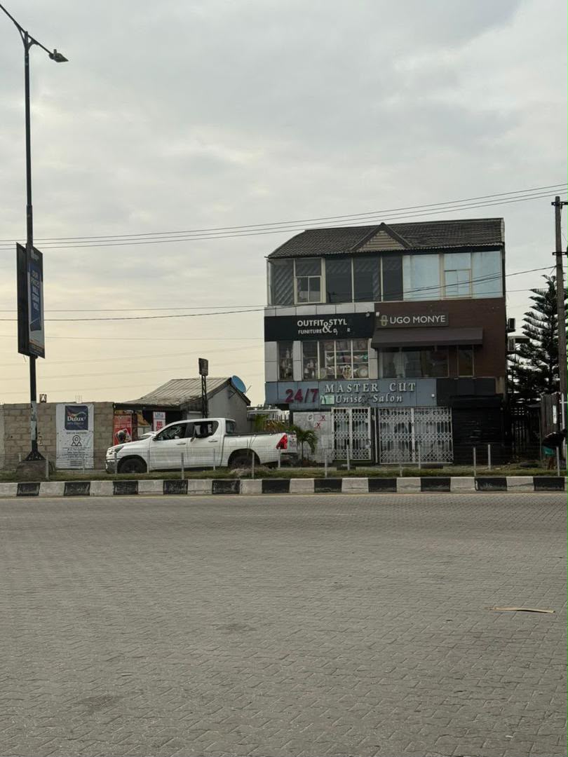 Waterfront Land for Sale in Lekki Phase 1, Lagos