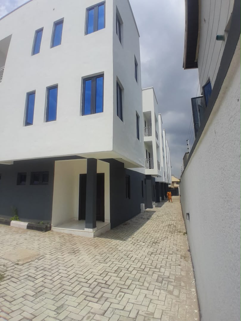 3–5 Bedroom Apartments for Sale in Arepo, Ogun State