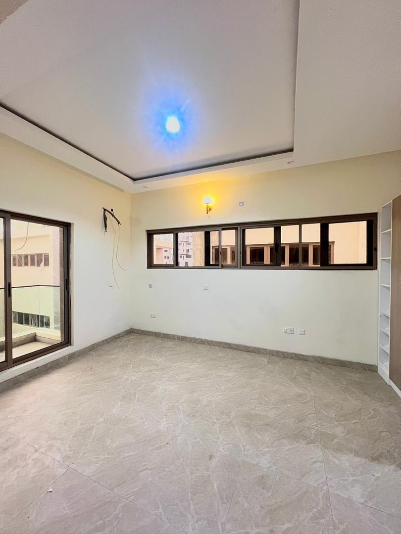 5 Bedroom Duplex for Sale in Banana Island, Lagos - 12