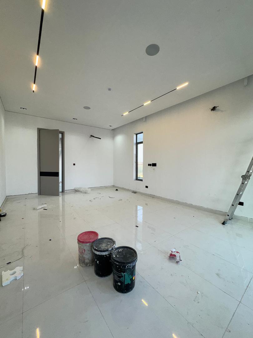 5 Bedroom Duplex for Sale in Lekki Phase 1, Lagos - 13