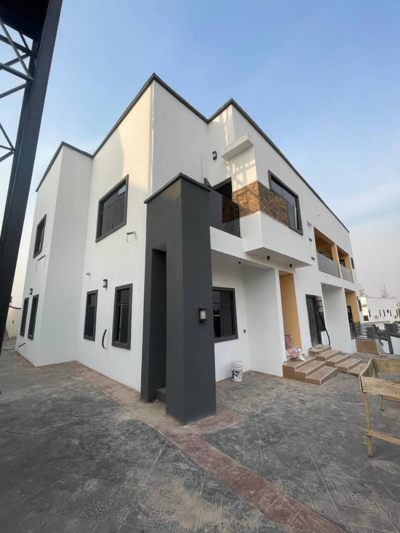 3 Bedroom Flat for Rent in Carlton Gate Estate, Ibadan