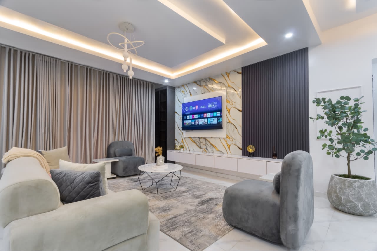 Flat Shortlet off Freedomway, Lekki Phase 1, Lagos
