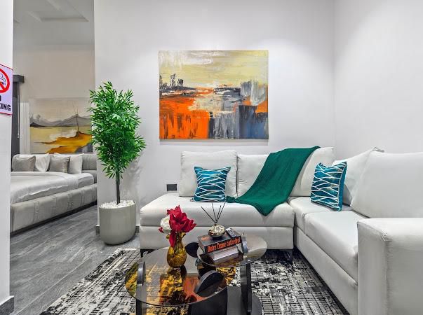 Smart Studio Apartment for Shortlet in Lekki Phase 1, Lagos