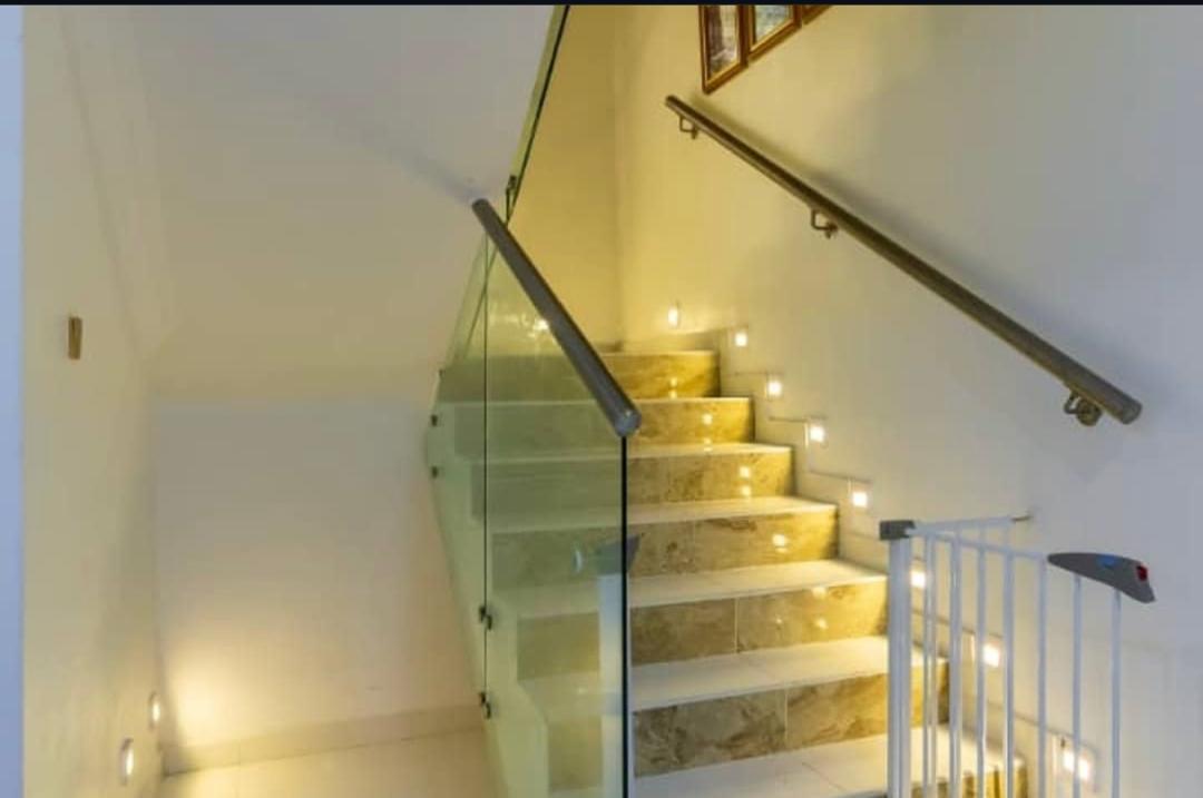 4 Bedroom Terrace for Sale in Lekki Phase 1, Lagos - 3