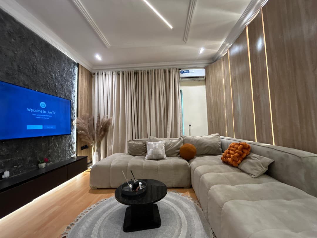 1 Bedroom Flat in Lekki Phase 1, Lagos