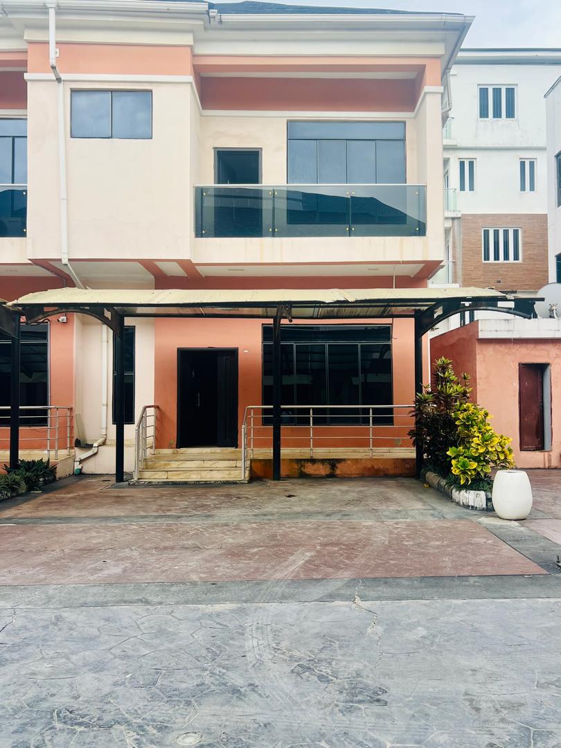 4 Bedroom Duplex for Rent in Ikate, Lagos