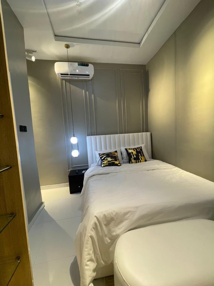 4 Bedroom Terrace Duplex for Rent in Osapa, Lagos - 13