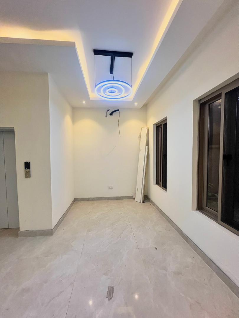 5 Bedroom Duplex for Sale in Banana Island, Lagos - 6