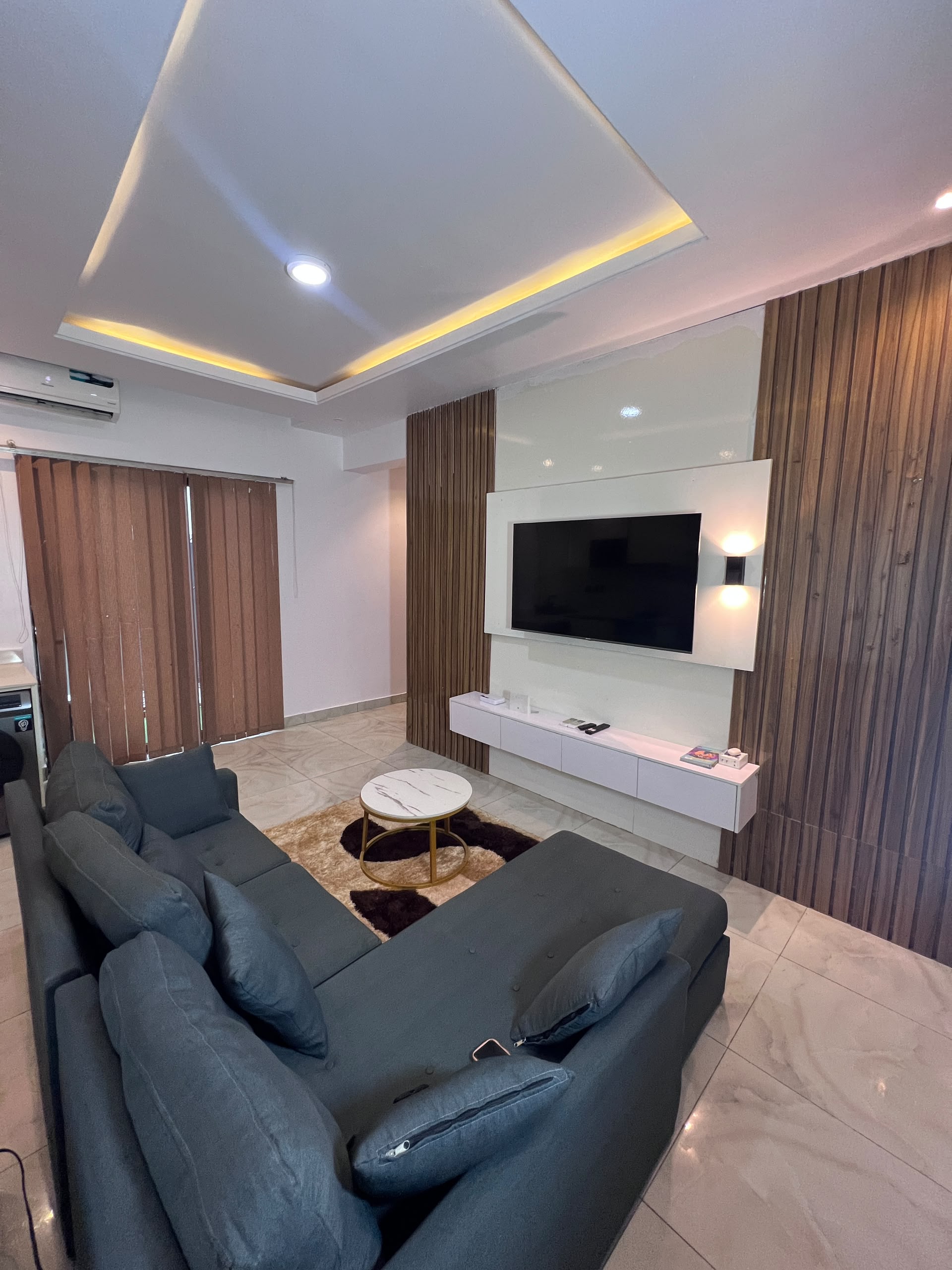Fully Furnished 1-Bedroom Mini-Flat for Rent in Lekki Phase 1, Lagos