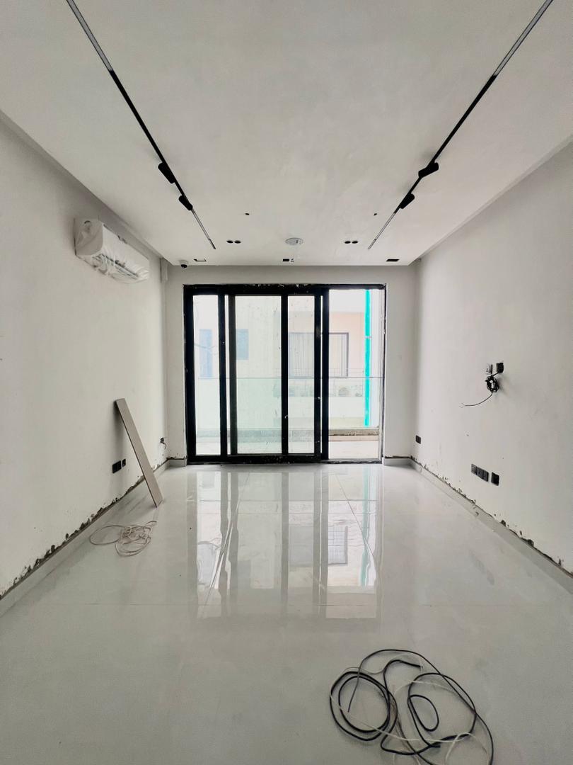 5 Bedroom Fully Detached Duplex for Sale in Banana Island, Lagos - 11