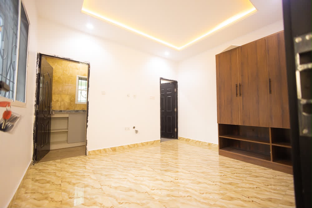 10-Unit Mixed Investment Property for Sale in Lokogoma, Abuja - 60