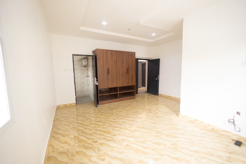 10-Unit Mixed Investment Property for Sale in Lokogoma, Abuja - 16