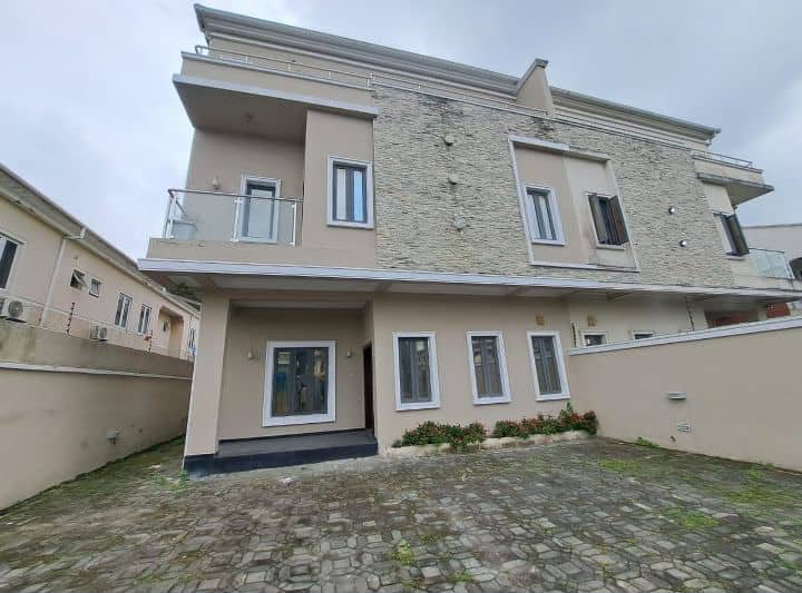 Spacious 5 Bedroom Semi-Detached Duplex for Rent in Lekki Phase 1, Lagos