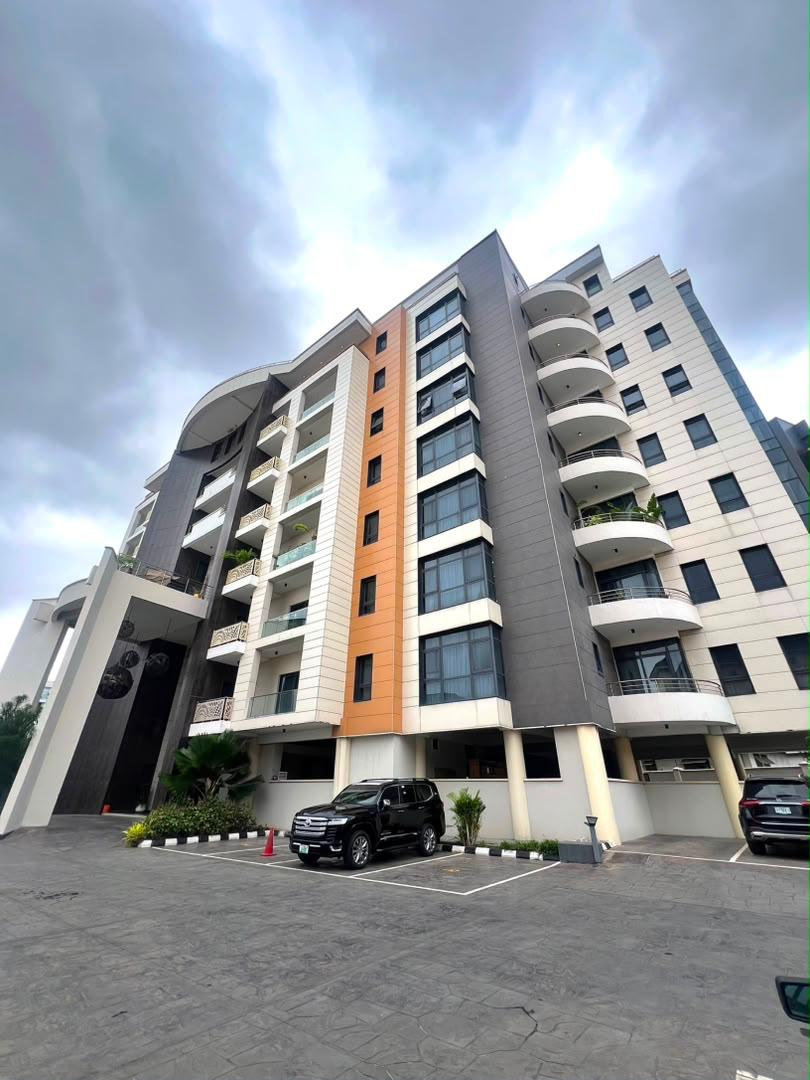 3 Bedroom Flat for Rent in Old Ikoyi, Lagos - 23