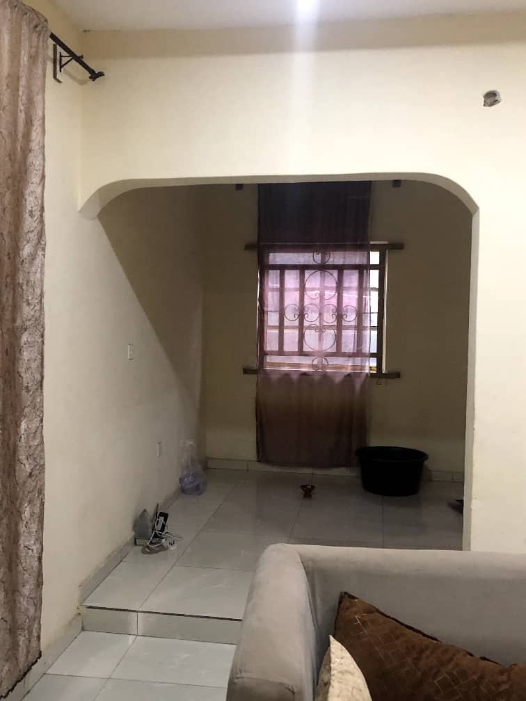 2 Bedroom Flat for Sale in Sabon Angwa Maitumbi, Niger