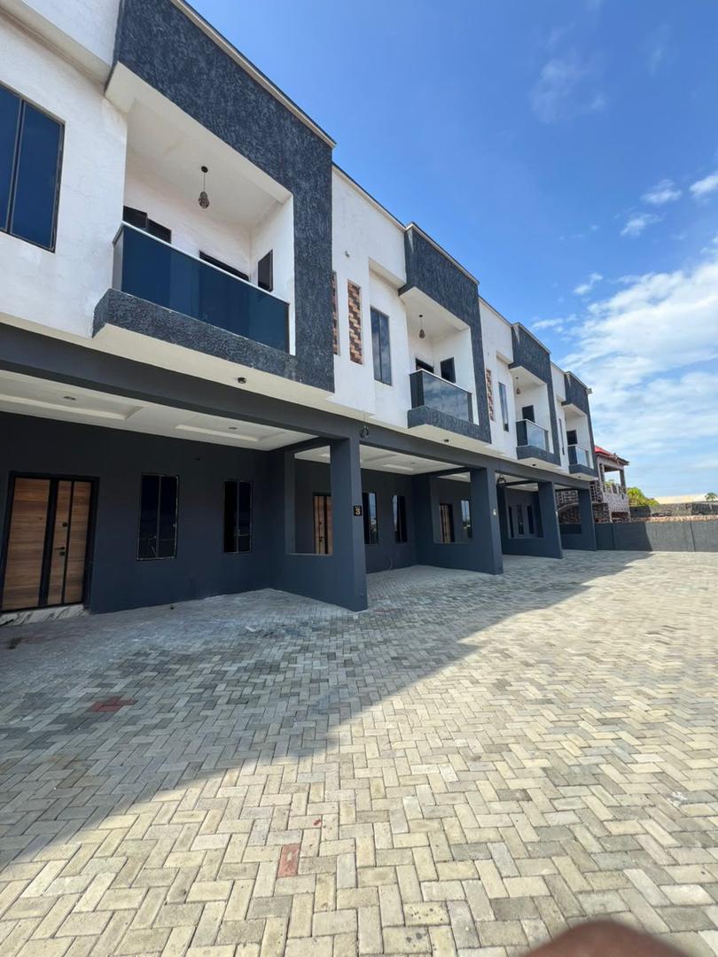 4 Bedroom Terrace Duplex for Rent in Ajah, Lagos