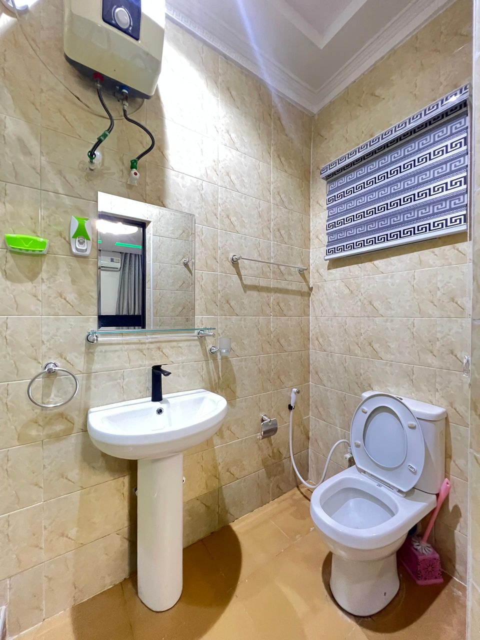 Luxurious Two Bedroom Apartment for Shortlet in Ibeju Lekki, Lagos - 3
