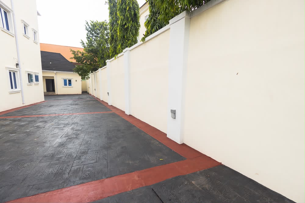10-Unit Mixed Investment Property for Sale in Lokogoma, Abuja - 20