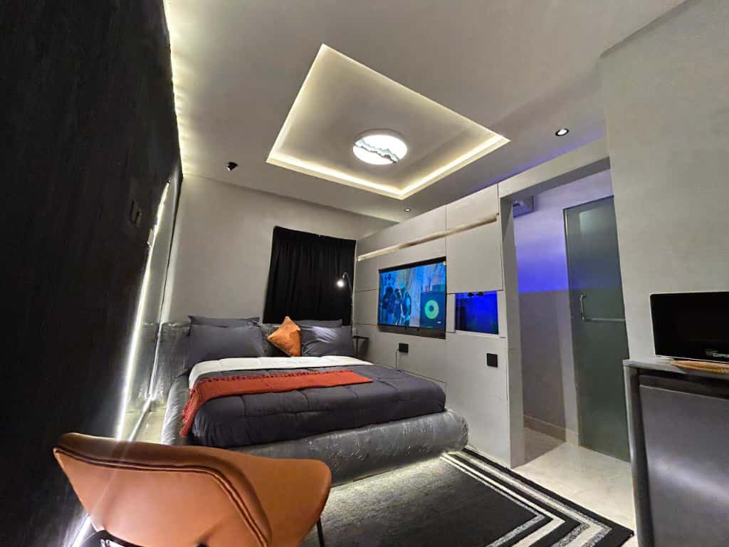 Stunning Studio Apartment for Shortlet in Lekki Phase 1, Lagos