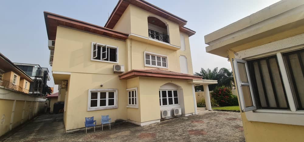 One Storey Building with Penthouse for Rent/Lease in Lekki Phase 1, Lagos