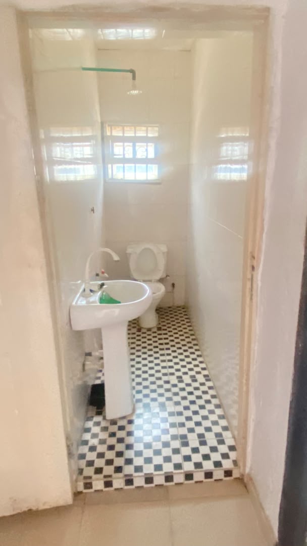 3 Bedroom Flat for Rent in Elebu, Ibadan