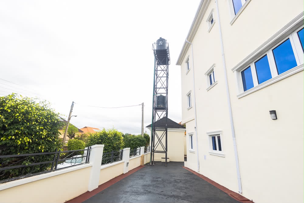 10-Unit Mixed Investment Property for Sale in Lokogoma, Abuja - 6