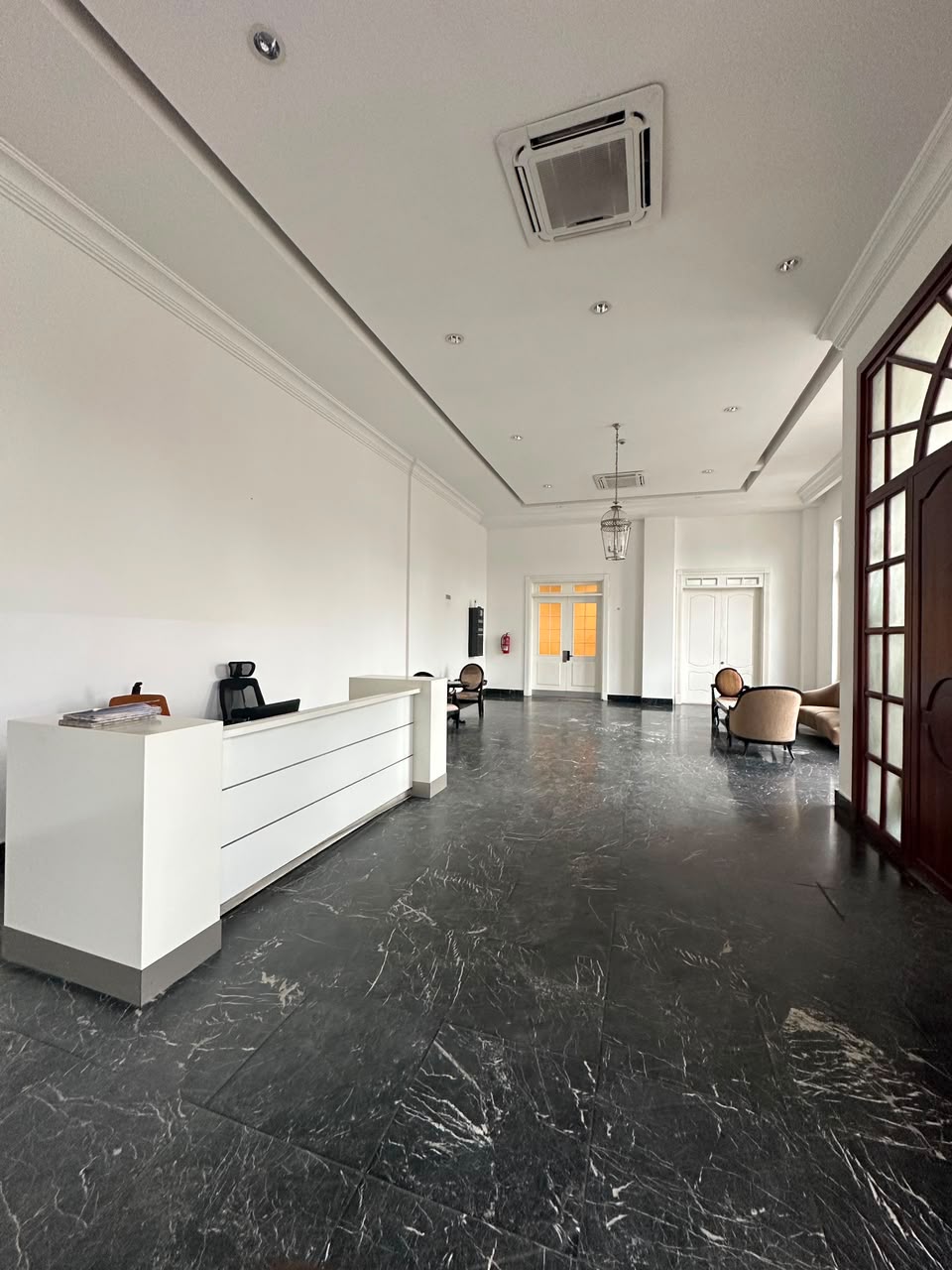 Luxury 1-Bedroom Apartment for Rent in Old Ikoyi, Lagos - 13