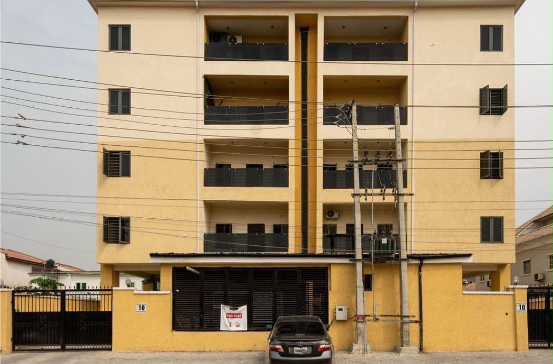 2 Bedroom Flat for Shortlet at Admiralty Way, Lekki Phase 1, Lagos - 1