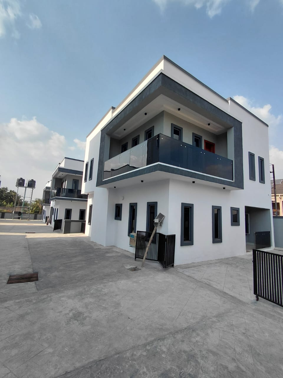 4 Bedroom Detached Duplex with BQ for Sale at Jericho GRA, Ibadan